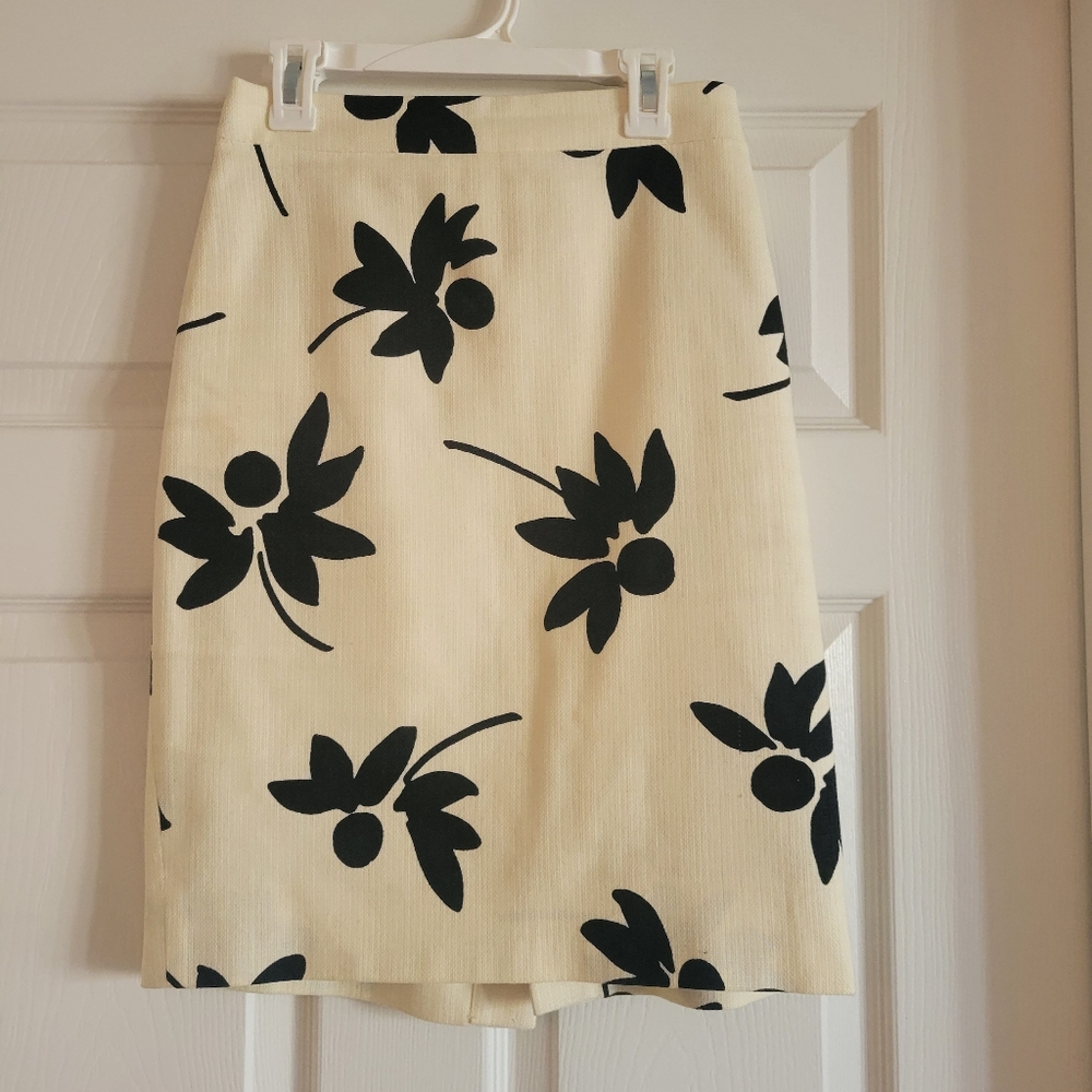 J crew pencil skirt cream color